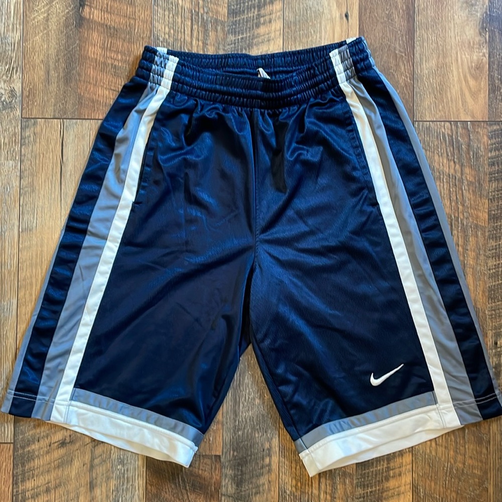 Nike Basketball Shorts - Men’s Small
